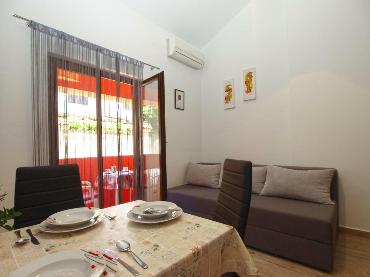 Apartments Oriana 898 Pula Luaran gambar