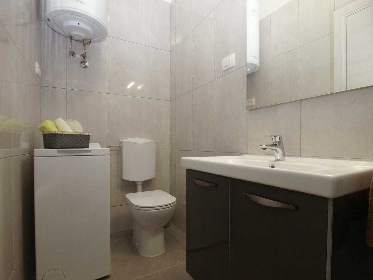 Apartments Oriana 898 Pula Luaran gambar