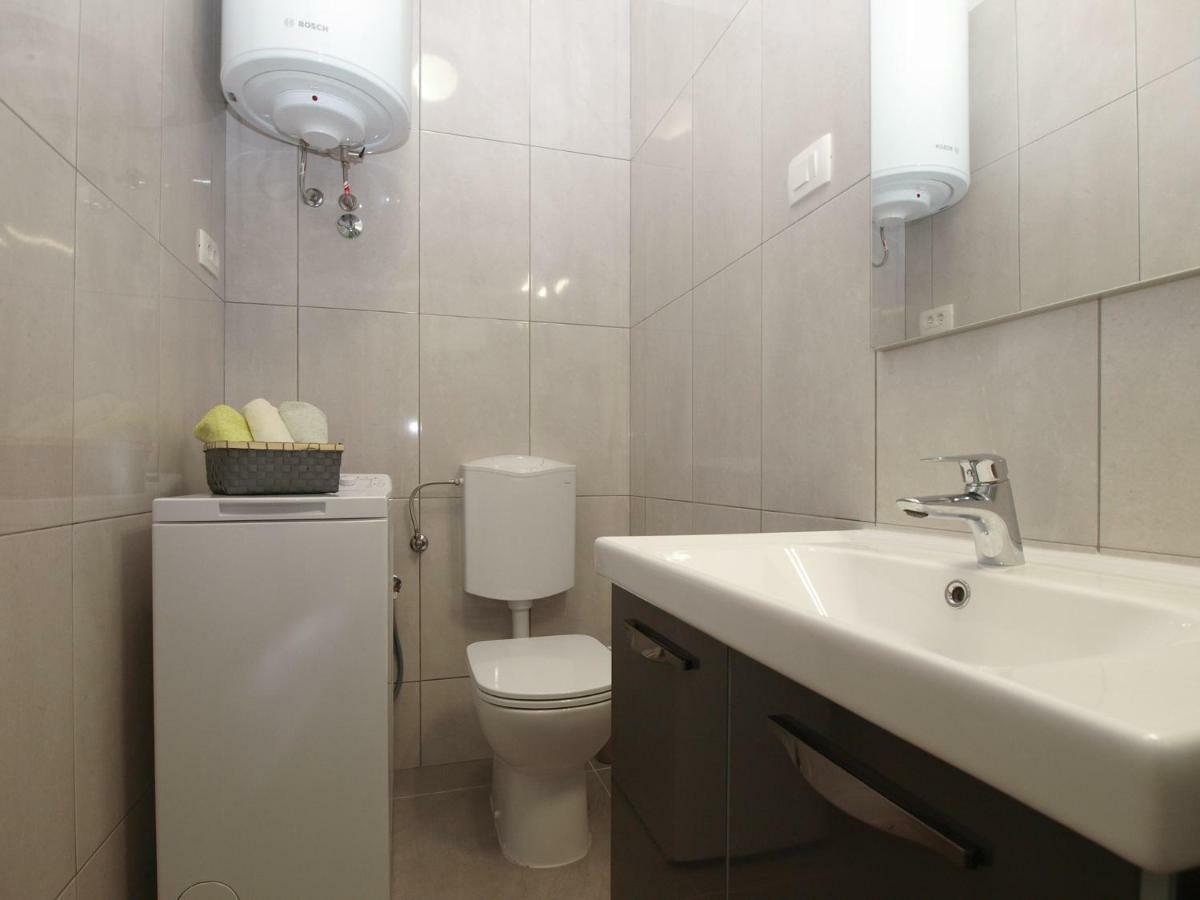 Apartments Oriana 898 Pula Luaran gambar